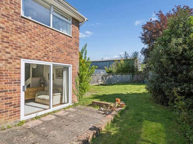 3 bed house for sale