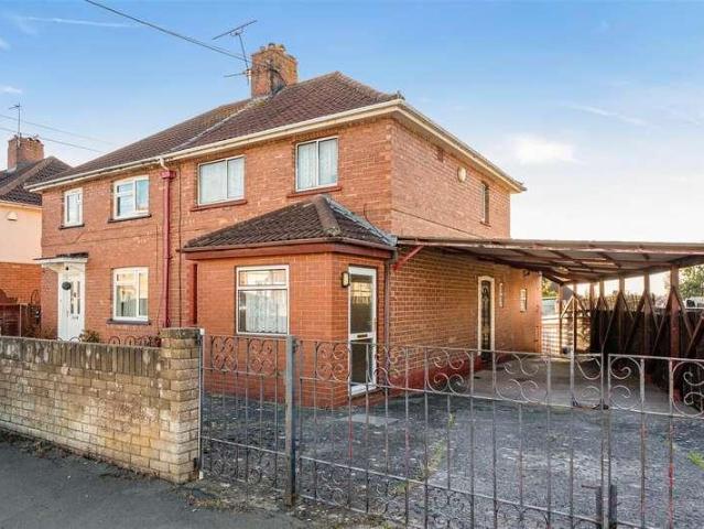 3 bed house for sale