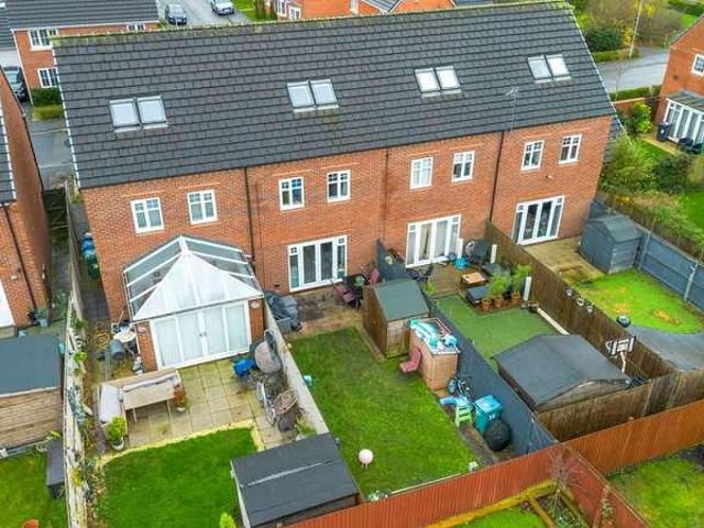 3 bed house for sale