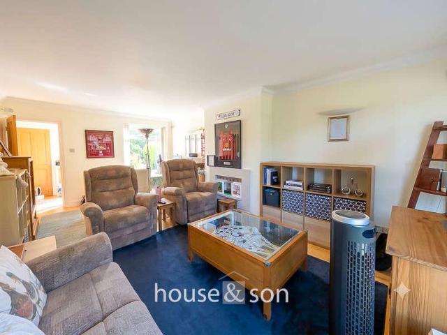 3 bed house for sale