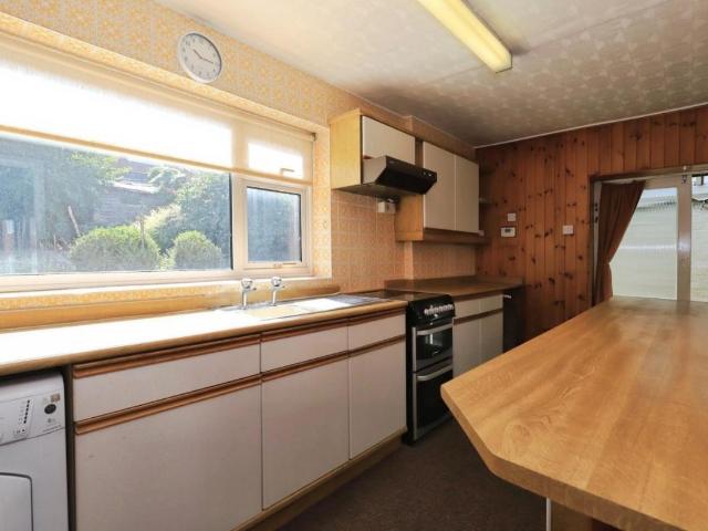 3 bed house for sale