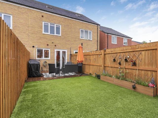3 bed house for sale