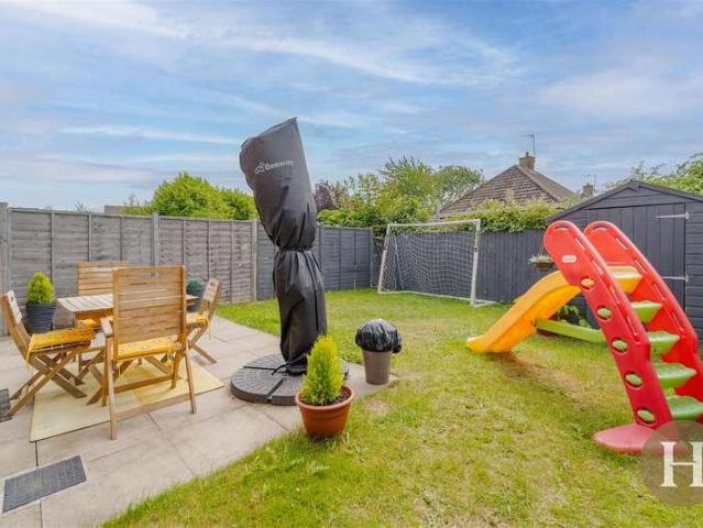 3 bed house for sale