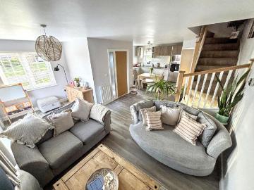 3 bed house for sale