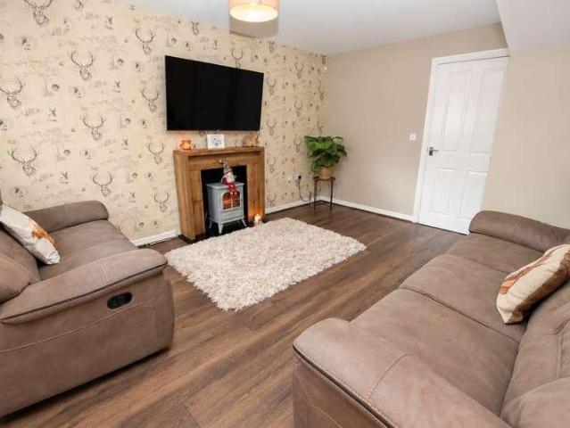 3 bed house for sale