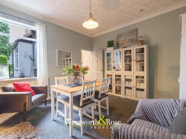 3 bed house for sale