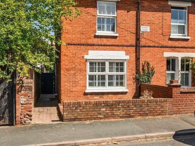 3 bed house for sale