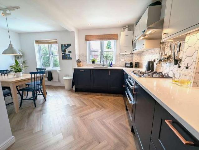 3 bed house for sale
