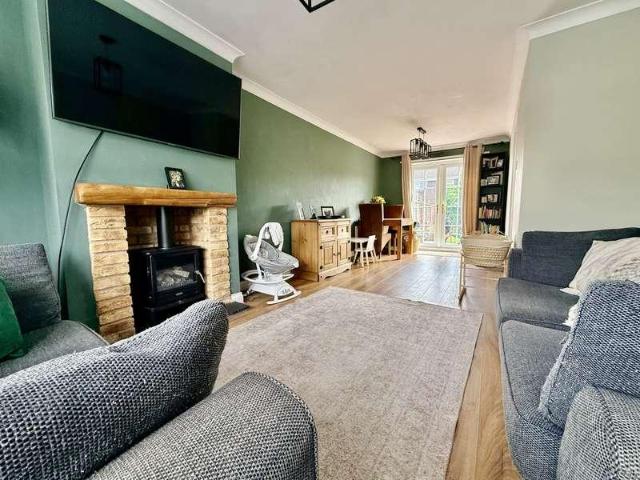 3 bed house for sale