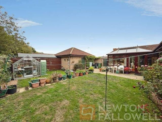 3 bed house for sale