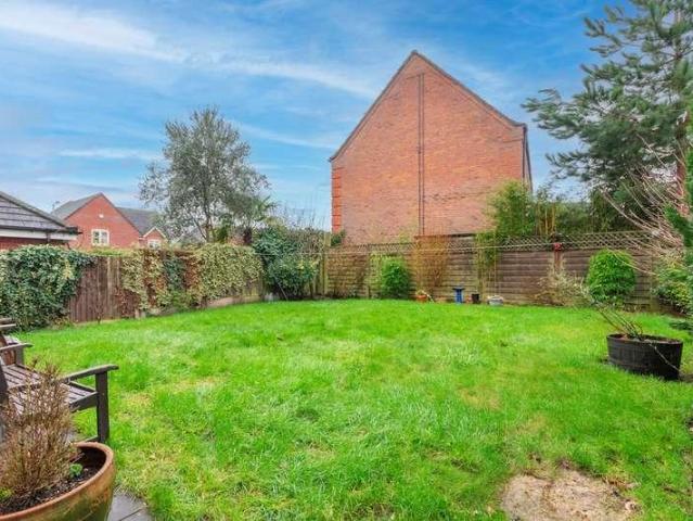 3 bed house for sale