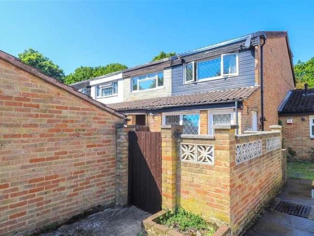 3 bed house for sale