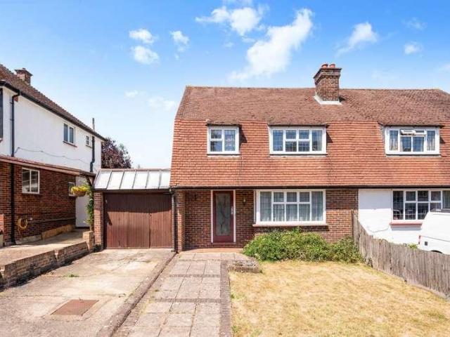 3 bed house for sale