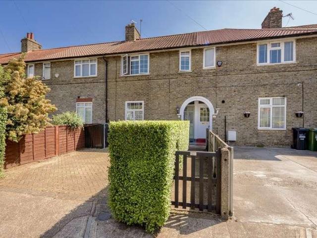 3 bed house for sale