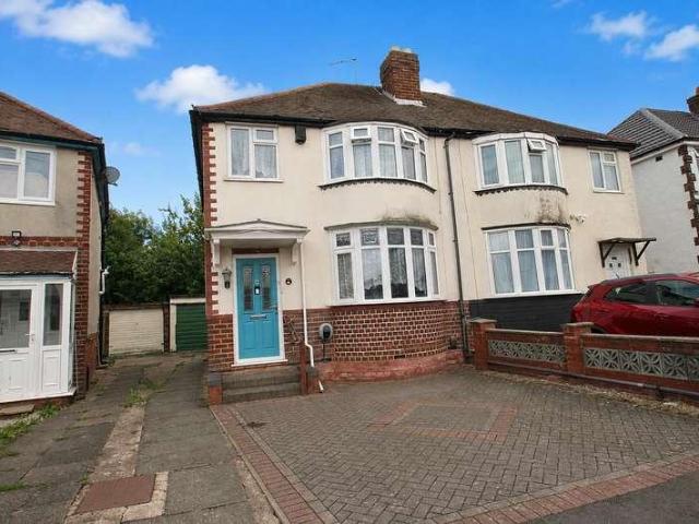3 bed house for sale