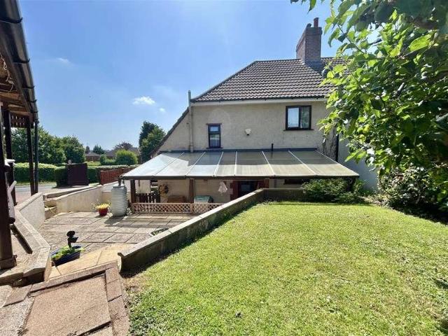 3 bed house for sale