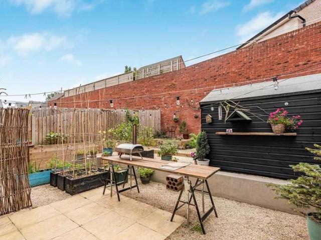 3 bed house for sale