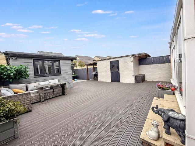 3 bed house for sale