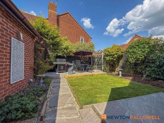 3 bed house for sale