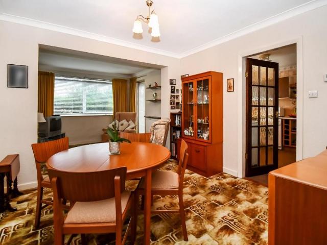 3 bed house for sale
