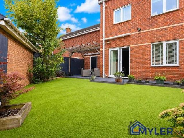 3 bed house for sale