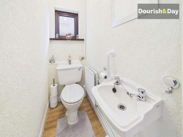 3 bed house for sale