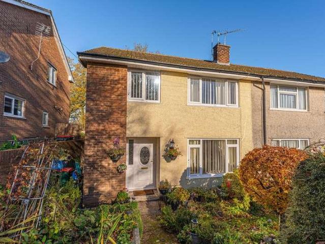 3 bed house for sale