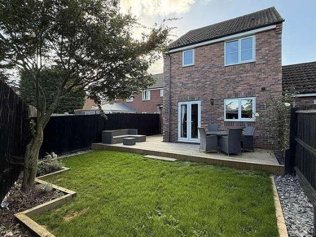 3 bed house for sale