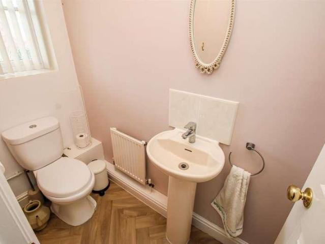 3 bed house for sale