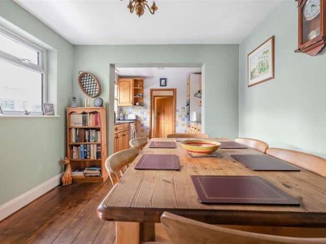 3 bed house for sale