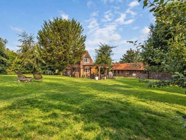 3 bed house for sale