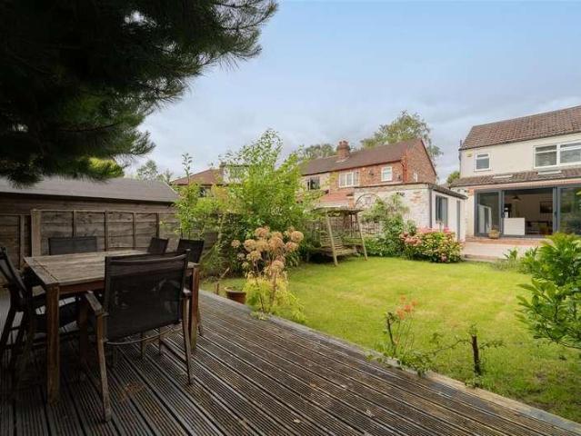 3 bed house for sale