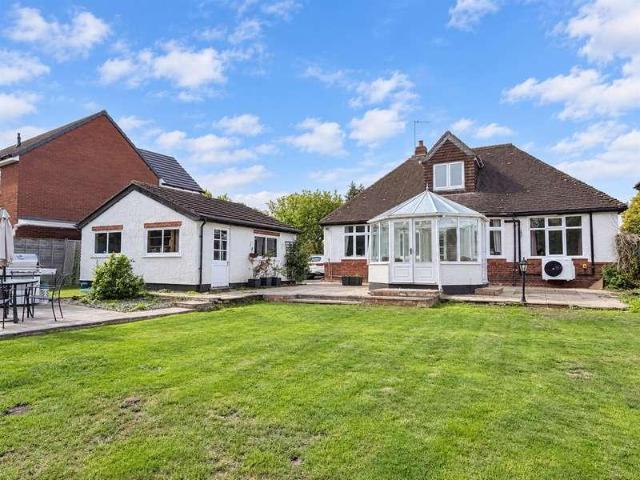 3 bed house for sale