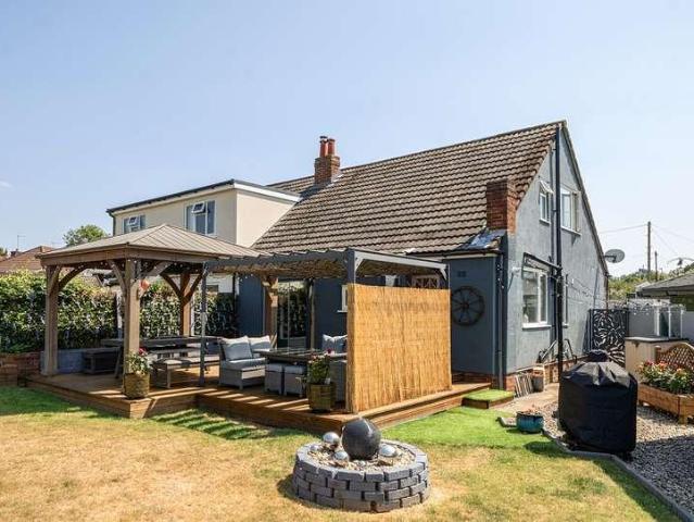 3 bed house for sale