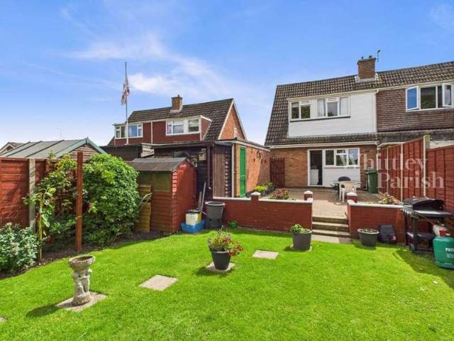 3 bed house for sale