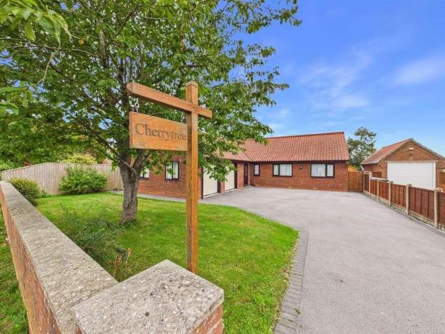 3 bed house for sale