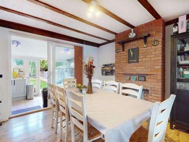 3 bed house for sale