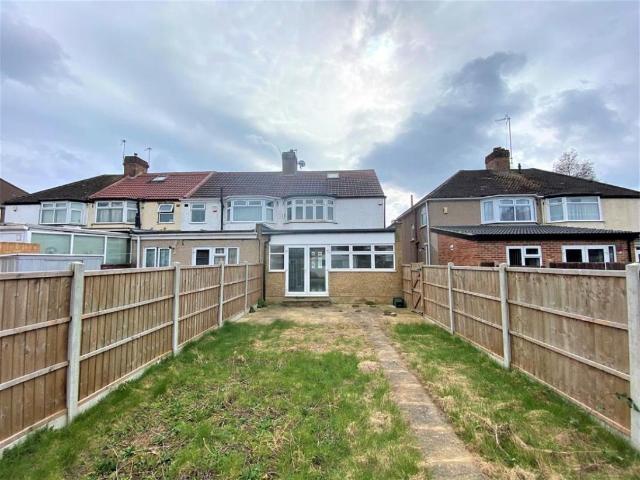 3 bed house for sale