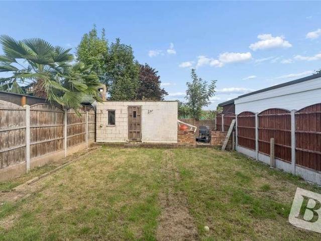 3 bed house for sale