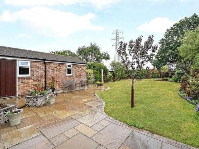 3 bed house for sale