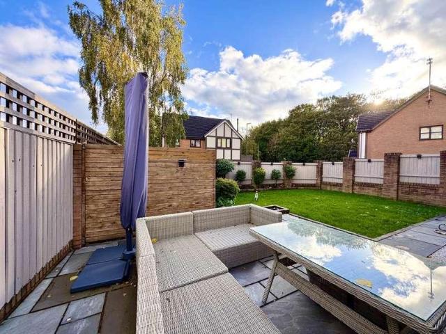 3 bed house for sale