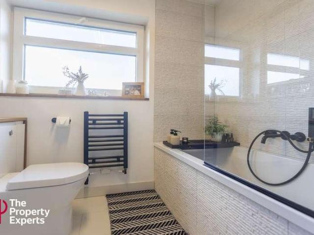 1 bed house for sale