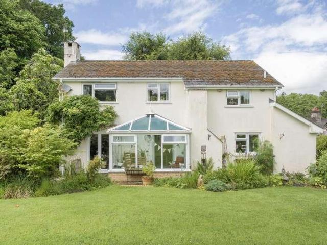 3 bed house for sale