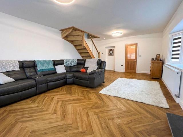 3 bed house for sale