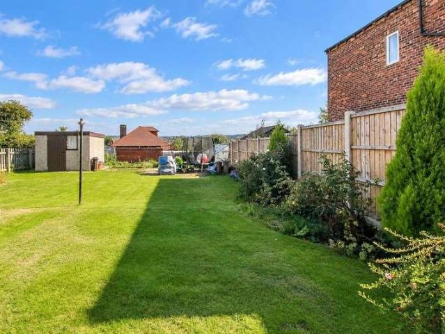 3 bed house for sale