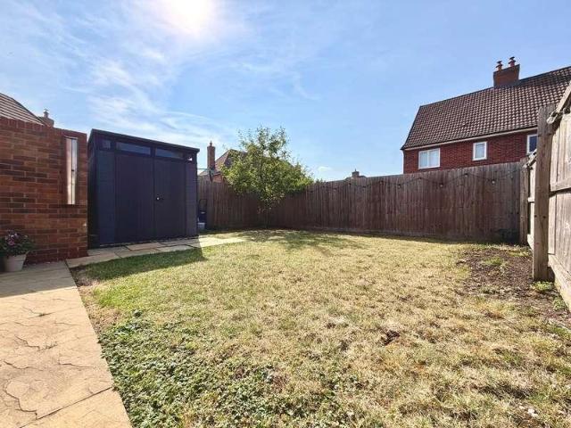 3 bed house for sale