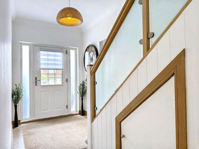 3 bed house for sale
