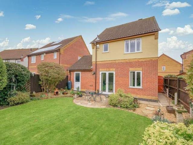 3 bed house for sale
