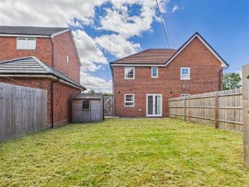 3 bed house for sale