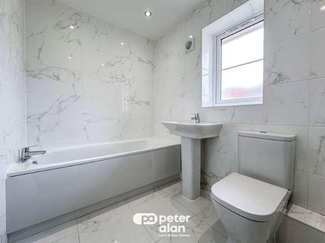 3 bed house for sale